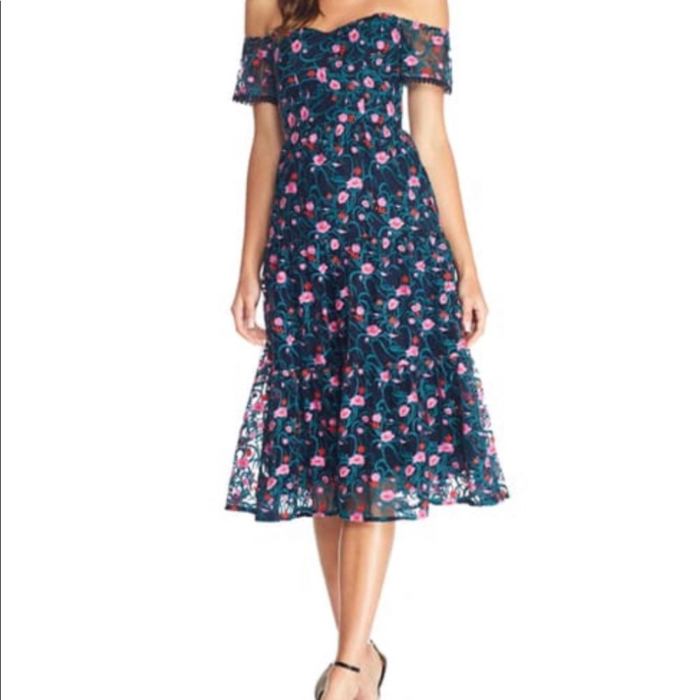 Sold out! Dress the Population River Embroidered Floral Off The Shoulder Dress